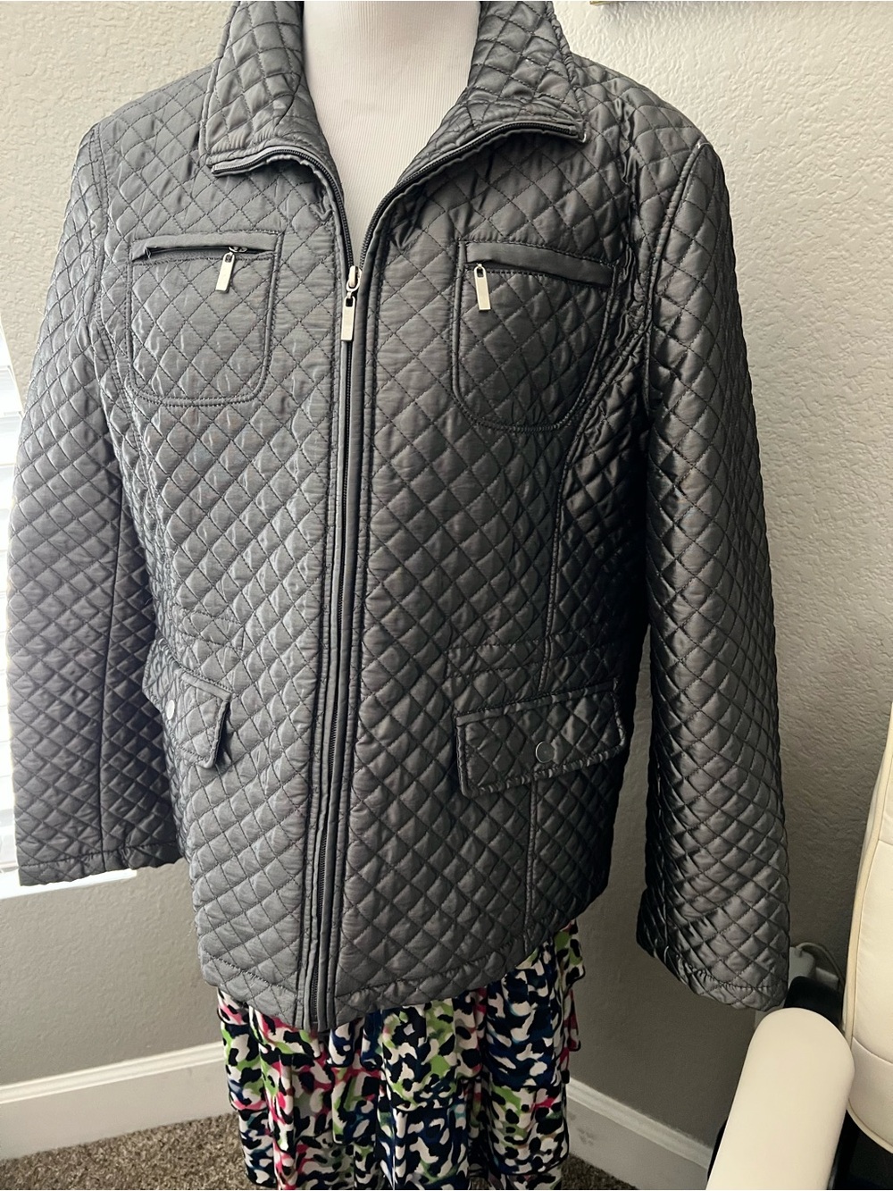 White Stag Quilted Black Puffer Jacket with Zip Front